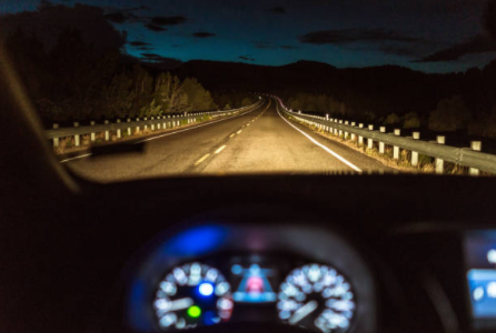 Los problemas de visión crean inseguridad al 43% de los conductores durante la noche