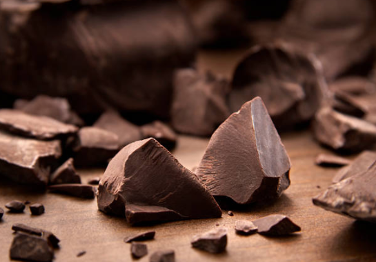 El chocolate ayuda a bajar la presión arterial y mejorar la salud visual